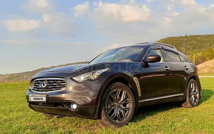Infiniti FX35 2008 годаүшін7 600 000 тг. в Алматы