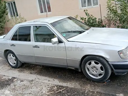 Mercedes-Benz E 230 1990 года за 890 000 тг. в Шымкент – фото 2