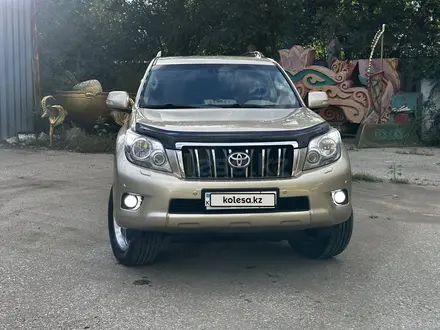 Toyota Land Cruiser Prado 2011 года за 15 250 000 тг. в Астана