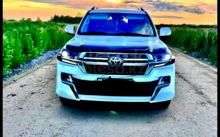 Toyota Land Cruiser 2020 годаүшін34 900 000 тг. в Астана