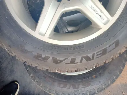 Диски с резиной 215/65 на 16 в комплекте!;! за 200 000 тг. в Сарань – фото 2