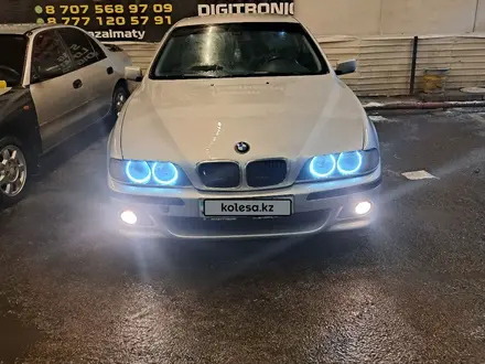 BMW 523 1996 года за 2 450 000 тг. в Алматы – фото 2