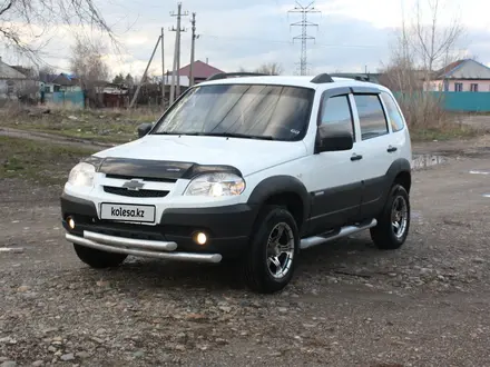 Chevrolet Niva 2014 года за 4 300 000 тг. в Усть-Каменогорск – фото 2