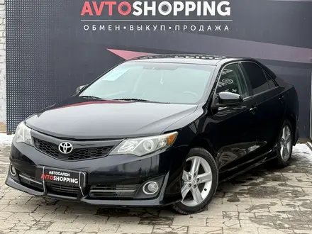 Toyota Camry 2012 года за 7 390 000 тг. в Актобе