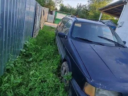 Volkswagen Passat 1993 года за 800 000 тг. в Уральск – фото 3