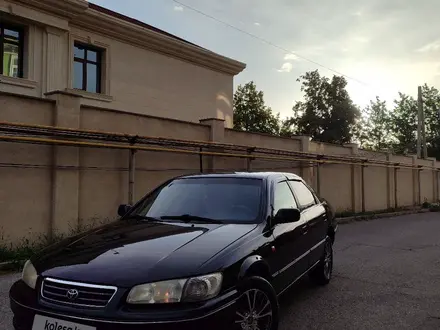 Toyota Camry 2001 года за 3 350 000 тг. в Алматы – фото 3