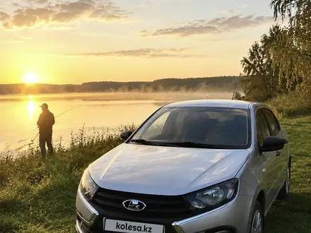 ВАЗ (Lada) Granta 2190 2019 года за 3 880 000 тг. в Петропавловск – фото 2