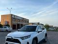 Toyota RAV4 2019 года за 13 000 000 тг. в Уральск