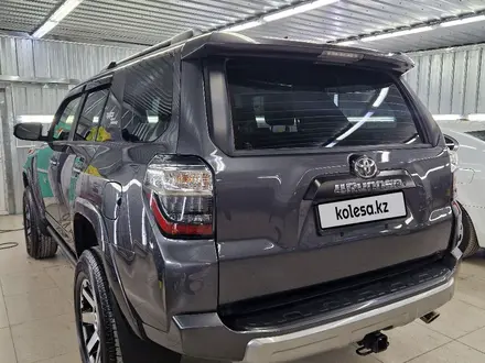 Toyota 4Runner 2022 года за 27 500 000 тг. в Алматы – фото 3