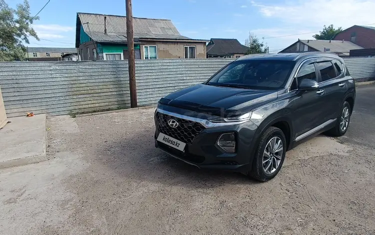 Hyundai Santa Fe 2020 годаүшін13 500 000 тг. в Астана