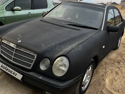 Mercedes-Benz E 220 1996 годаүшін1 200 000 тг. в Шымкент – фото 2