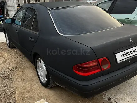 Mercedes-Benz E 220 1996 годаүшін1 200 000 тг. в Шымкент – фото 3