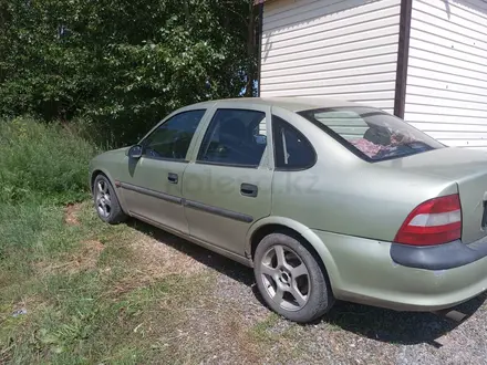 Opel Vectra 1996 года за 1 300 000 тг. в Караганда – фото 3