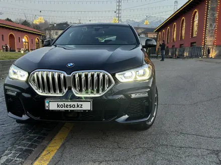 BMW X6 2021 года за 43 700 000 тг. в Алматы – фото 18