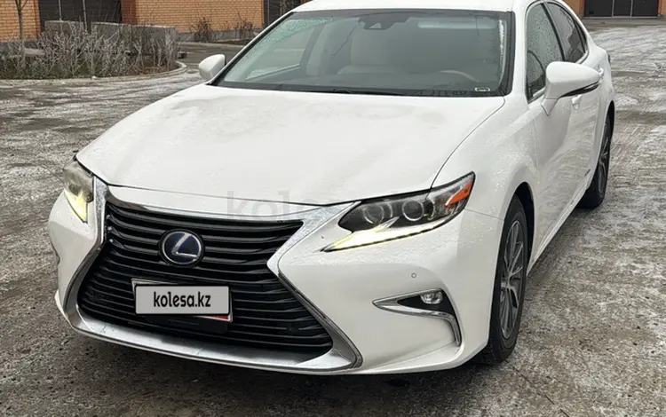 Lexus ES 300h 2017 годаүшін13 500 000 тг. в Атырау