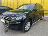 Volkswagen Touareg 2011 года за 12 000 000 тг. в Уральск – фото 3