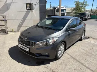 Kia Cerato, 2013