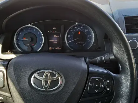 Toyota Camry 2017 года за 8 900 000 тг. в Актау – фото 13