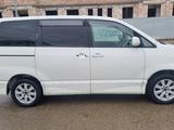 Toyota Noah 2004 годаүшін2 600 000 тг. в Мангистау – фото 2