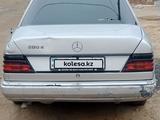 Mercedes-Benz E 200 1993 года за 1 200 000 тг. в Жезказган – фото 5