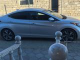 Hyundai Elantra 2015 года за 4 500 000 тг. в Атырау – фото 2