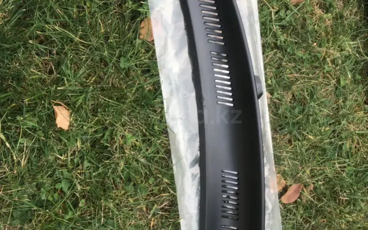 Молдинг лобового стекла за 65 000 тг. в Алматы