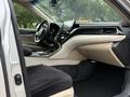 Toyota Camry 2021 года за 13 500 000 тг. в Алматы – фото 5