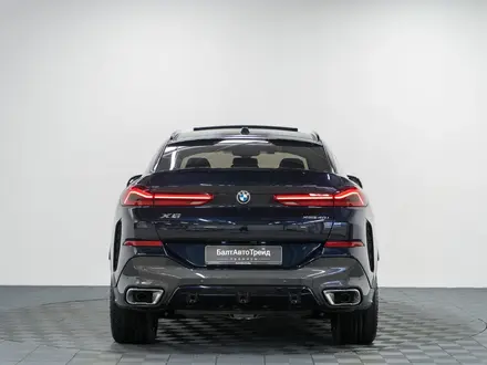 BMW X6 XDrive 40i 2025 года за 59 700 000 тг. в Алматы – фото 4