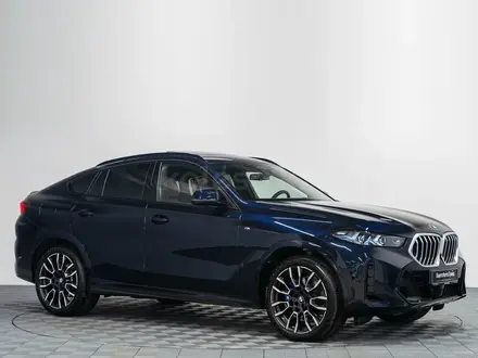 BMW X6 XDrive 40i 2025 года за 59 700 000 тг. в Алматы – фото 7