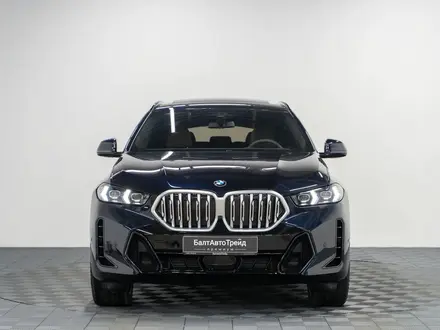 BMW X6 XDrive 40i 2025 года за 59 700 000 тг. в Алматы – фото 8