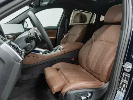 BMW X6 XDrive 40i 2025 года за 59 700 000 тг. в Алматы – фото 10