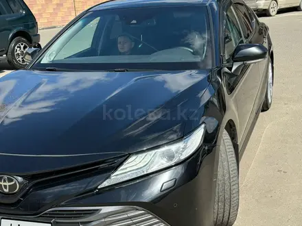 Toyota Camry 2019 года за 15 000 000 тг. в Павлодар – фото 13