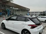 Hyundai i20 2023 года за 8 200 000 тг. в Алматы – фото 3