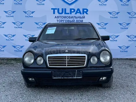 Mercedes-Benz E 240 1998 года за 3 200 000 тг. в Шымкент – фото 2