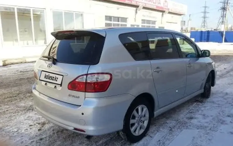 Toyota Ipsum 2004 года за 4 900 000 тг. в Атырау