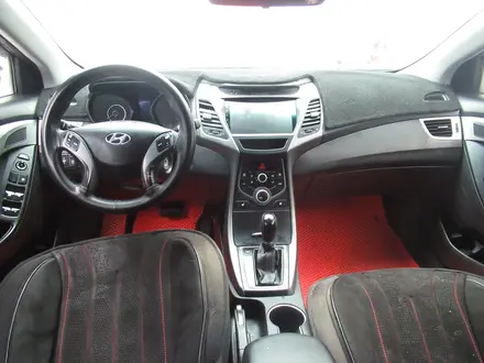 Hyundai Elantra 2014 года за 4 411 875 тг. в Актобе – фото 9