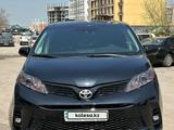 Toyota Sienna 2019 года за 17 300 000 тг. в Алматы