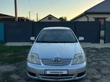 Toyota Corolla 2005 года за 1 800 000 тг. в Уральск – фото 2