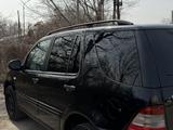 Mercedes-Benz ML 320 1999 годаүшін3 800 000 тг. в Алматы – фото 4