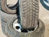 Комплект зимней резины на Mitsubishi 185/70R14 за 120 000 тг. в Алматы – фото 4