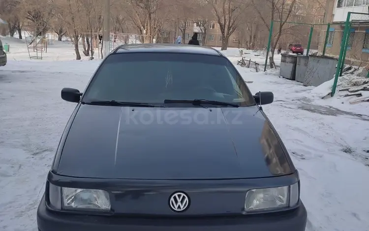 Volkswagen Passat 1993 годаfor1 500 000 тг. в Караганда