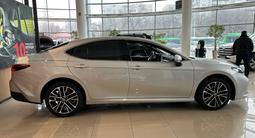 Toyota Camry Luxe 2025 годаүшін23 190 000 тг. в Алматы – фото 5