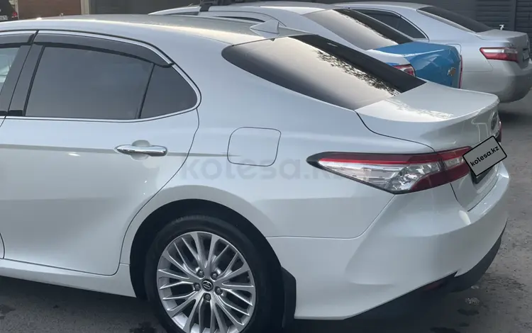 Toyota Camry 2019 года за 13 300 000 тг. в Павлодар