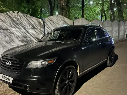 Infiniti FX35 2006 года за 6 000 000 тг. в Алматы – фото 2