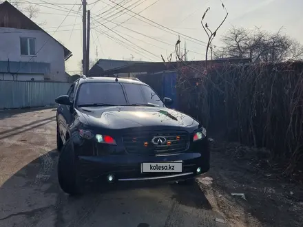 Infiniti FX35 2006 года за 6 000 000 тг. в Алматы – фото 24