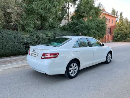 Toyota Camry 2011 года за 4 500 000 тг. в Атырау – фото 4