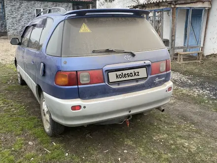 Toyota Ipsum 1998 года за 2 900 000 тг. в Алматы – фото 3