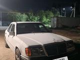 Mercedes-Benz E 200 1989 года за 590 000 тг. в Жаркент