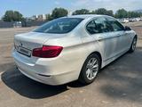 BMW 520 2014 годаүшін7 576 050 тг. в Алматы – фото 4