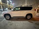 Toyota Land Cruiser Prado 2013 года за 14 550 000 тг. в Алматы – фото 2